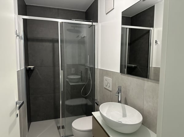 Nuovo e moderno appartamento di 3.5 locali con giardino privato e terrazza Mendrisio Arzo 10