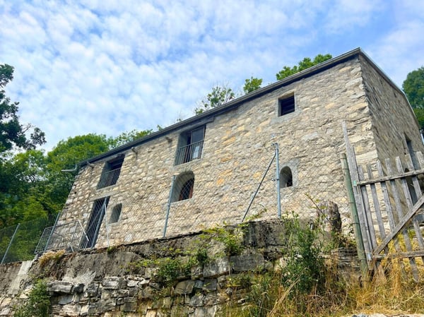 Grazioso rustico ristrutturato con vista aperta sulla valle 14