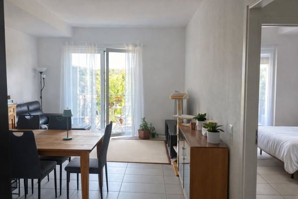 Appartamento moderno con balcone 5