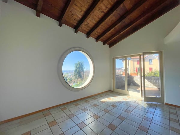 Interessante casa unifamiliare con appartamento indipendente e giardino 1