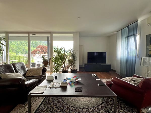 Ampio ed elegante appartamento di 270 mq, ultimo piano 5
