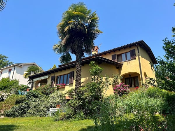 Splendida e caratteristica casa immersa nel verde 3