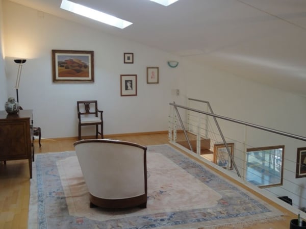 Villa signorile nel verde con vista panoramica 9