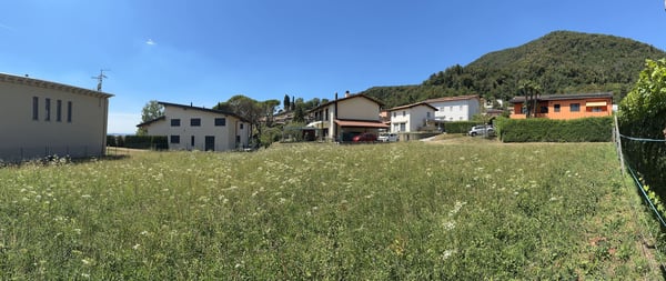 Terreno edificabile pianeggiante, nel verde e con progetto approvato 12