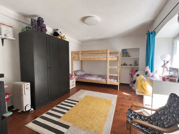 Caratteristica proprietà in zona agricola da risanare composta da 2/3 appartamenti 3