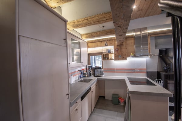 Grand chalet individuel avec un appartement de 3.5 pièces attenant 20