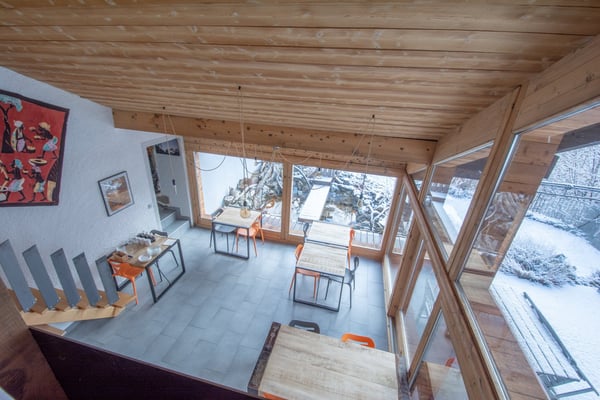 Grand chalet individuel avec un appartement de 3.5 pièces attenant 8