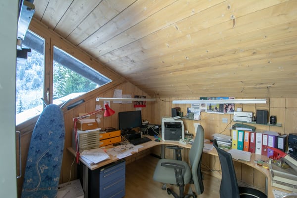 Grand chalet individuel avec un appartement de 3.5 pièces attenant 14