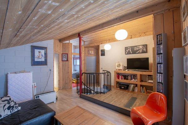 Grand chalet individuel avec un appartement de 3.5 pièces attenant 13