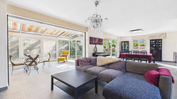 Magnifique maison de 6 pièces à Corsier GE 22