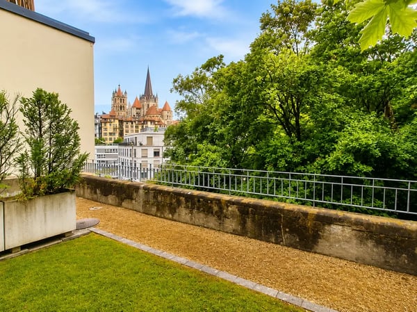 Superbe Loft de 2 pièces avec vue sur la Cathédrale 8