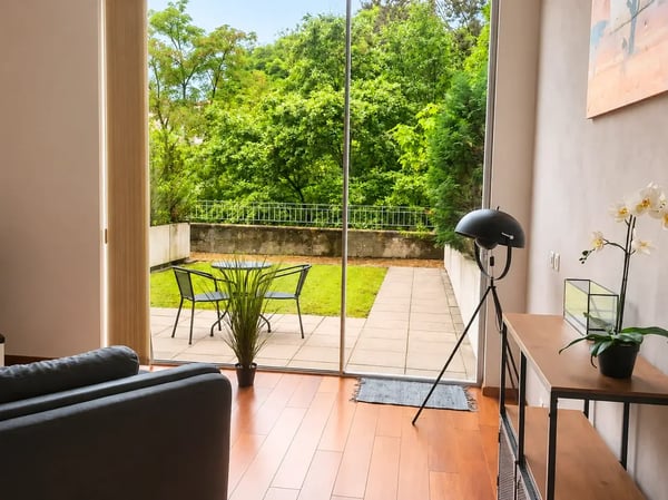 Superbe Loft de 2 pièces avec vue sur la Cathédrale 5