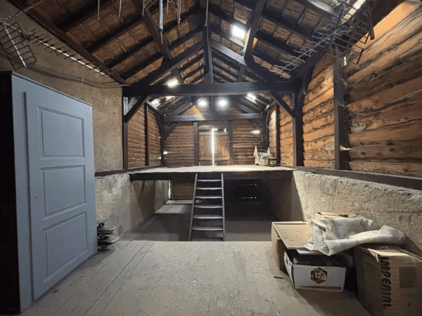 Maison mitoyenne début XXème à fort potentiel 4