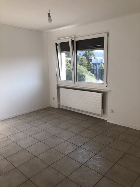 Appartement de 3 pièces avec balcon à La Chaux-de-Fonds 3