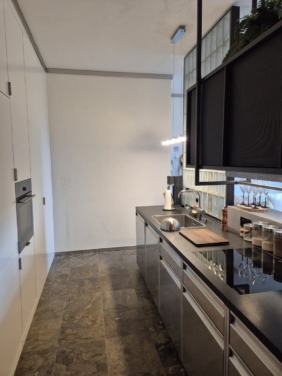 Moderne 2.5-Zimmer-Wohnung am Gustav-Gull-Platz – Wohnen auf höchstem Niveau in Zürich 8004 3