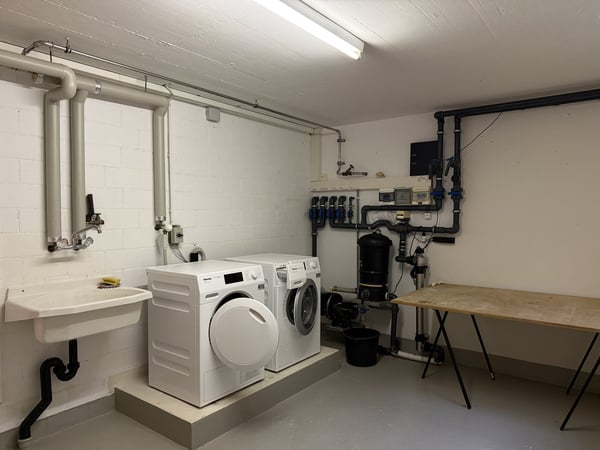Exklusive 6.5-Zimmer-Landhausvilla mit Pool an bester Lage in Riehen 15