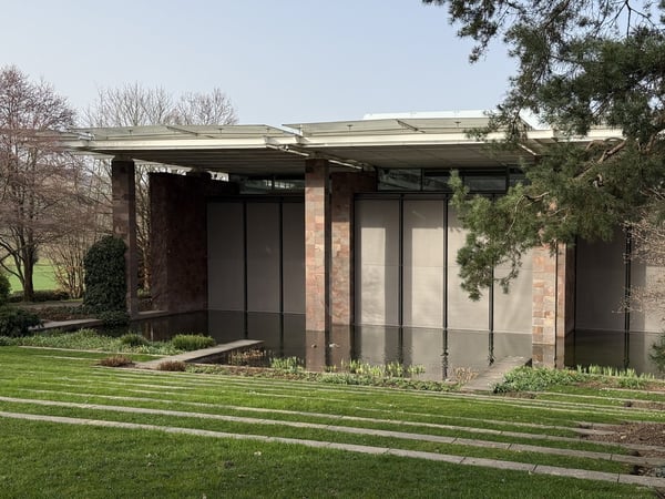 Exklusive 6.5-Zimmer-Landhausvilla mit Pool an bester Lage in Riehen 17