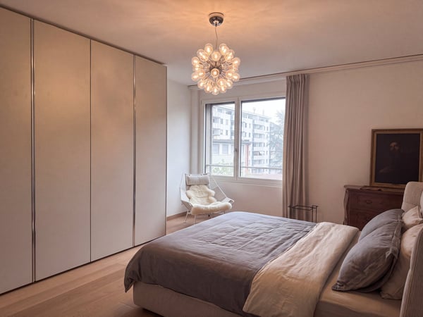 Luxuriöses Wohnen an bester Lage – 3.5-Zimmer-Wohnung mit Loggia und Indoor-Swimmingpool 5