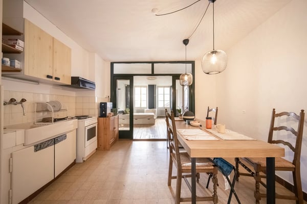 At the heart of Lutry village, a typical house with a garden 4