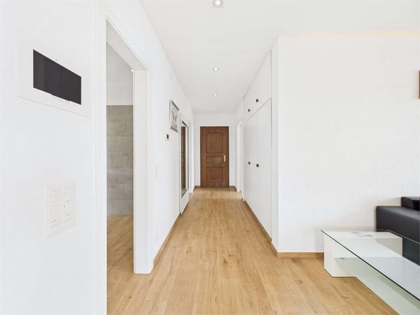 Esclusivo Appartamento di 2,5 locali con vista lago 7