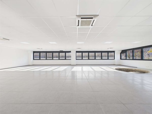NUOVA COSTRUZIONE:TRE UNITA' COMMERCIALI INDIPENDENTI IN PPP 5