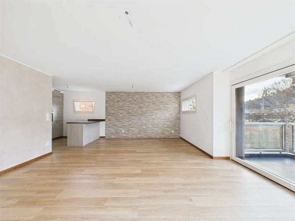 AMPIO E LUMINOSO APPARTAMENTO DI 4,5 LOCALI IN RESIDENZA SIGNORILE 3