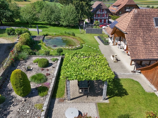 gepflegtes Bijou mit Charme, Stil und traumhafter Gartenanlage 21