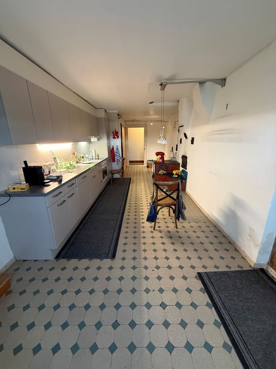 Charmantes 7.5-Zimmer-Bauernhaus in Winkel zu vermieten 7