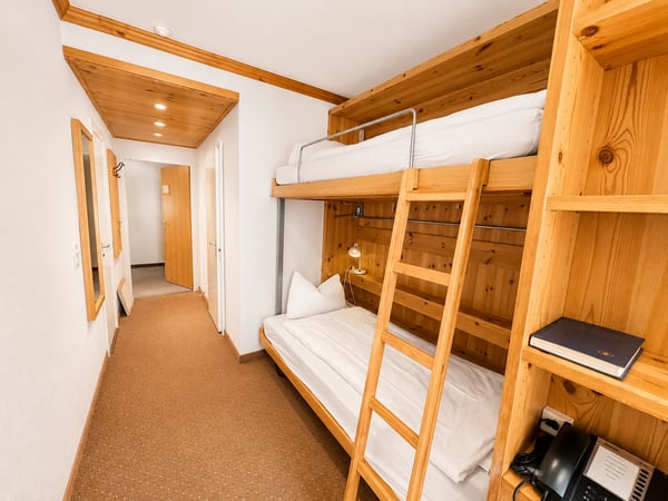 2 1/2-ZW Hotel Europa Nr. 304 3
