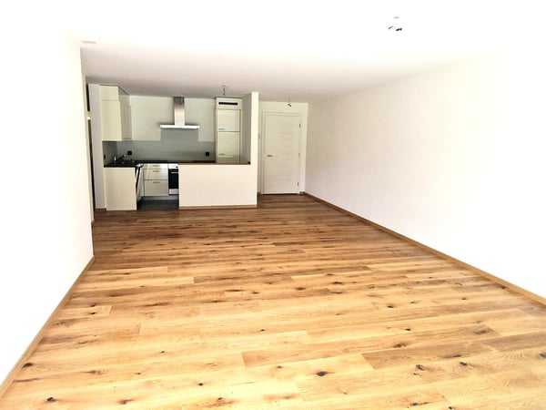 Neuwertige Gartenwohnung (Zweitwohnung) mit Traumsicht nahe den Bergbahnen Motta Naluns 4