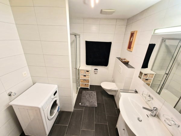 Neuwertige Gartenwohnung mit Traumsicht nahe den Bergbahnen Motta Naluns 8
