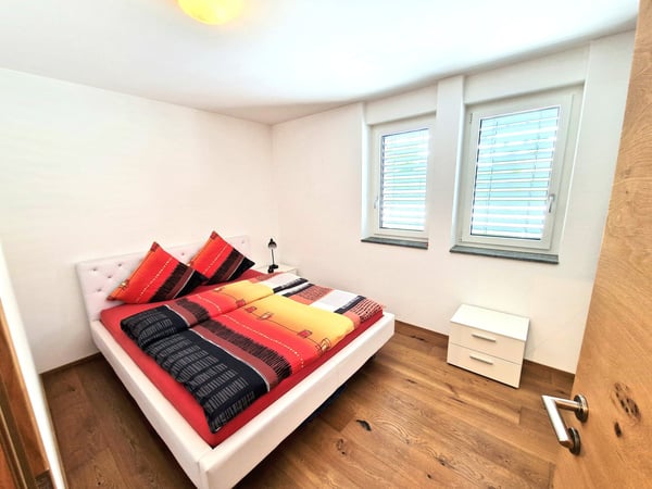 Zweitwohnung im Dachgeschoss, mit riesige Terrasse und Traumsicht nahe den Bergbahnen Motta Naluns 8