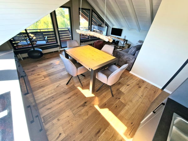 ***Sonniges BIJOU 2.5 - Dachwohnung mit toller Aussicht und nahe dem Laaxer See in Laax Dorf*** 14