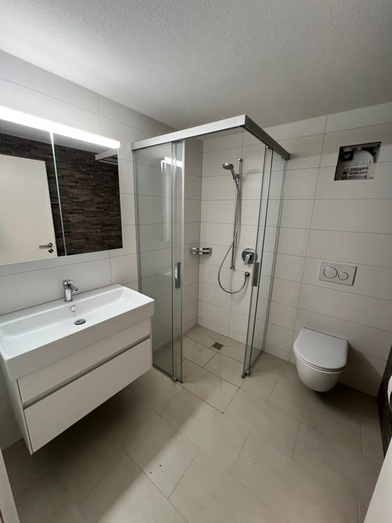 Neu renovierte 3.5 Zimmerwohnung mitten im Städtli 14