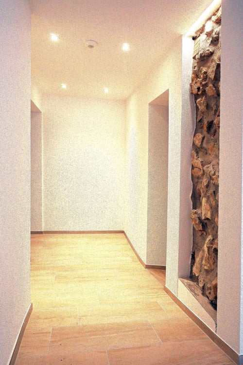 Renovierte 2.5-Zimmerwohnung - 1. OG (Wohnung 3) 2