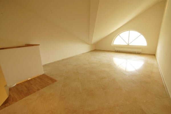Speziellste 4 1/2-Zimmer Wohnung im Mittelland mit 129 m2! 8