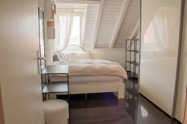 5.5-Zimmerwohnung, Balkon & Weitsicht in Rafz 11