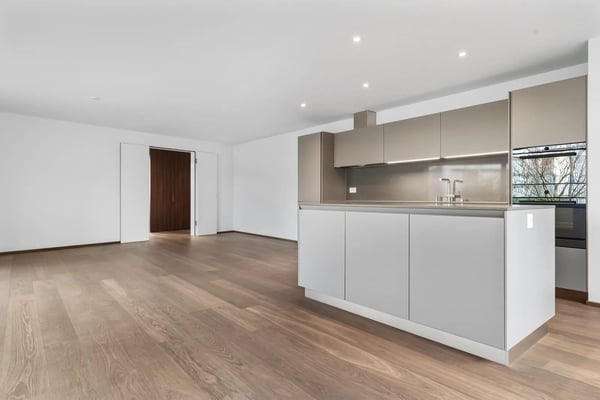 Hochwertige Wohnung im Eigentumsstandard an Top-Lage 2