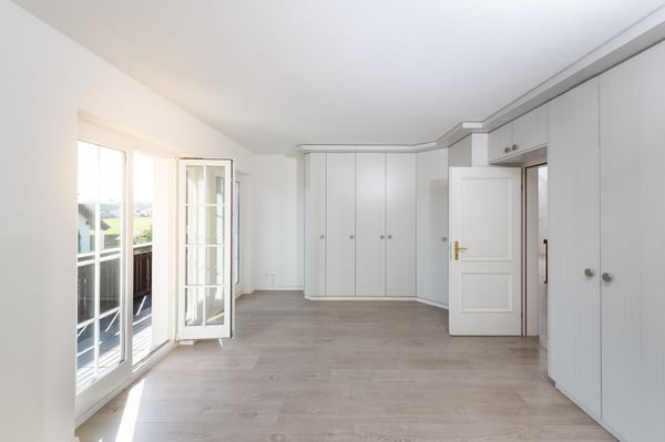 Ihr neues Zuhause - 6½-Zi.Haus mit Pool und Einliegerwohnung beim Lützelsee 12