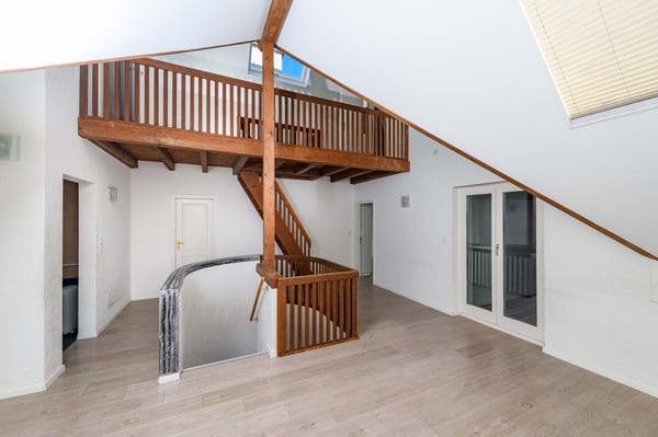 Ihr neues Zuhause - 6½-Zi.Haus mit Pool und Einliegerwohnung beim Lützelsee 10