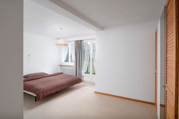 9-Zimmer-Doppeleinfamilienhaus in Wildberg kaufen - Dorfrandlage 10