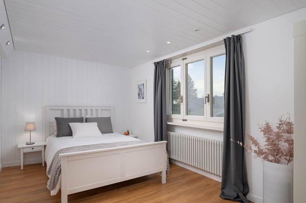 Hochwertiges Einfamilienhaus mit Pool und Weitsicht 13