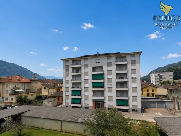 Appartamento arredato 3.5 locali con balcone a Chiasso – disponibile subito 12