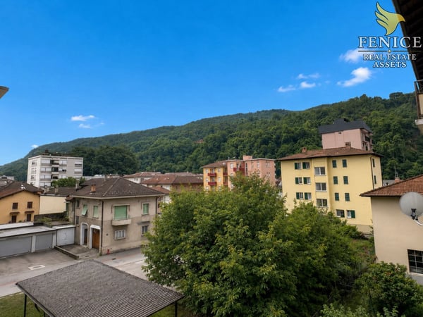 Appartamento arredato 3.5 locali con balcone a Chiasso – disponibile subito 11