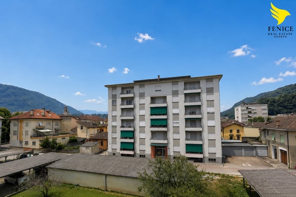 Appartamento arredato 3.5 locali con balcone a Chiasso – disponibile subito 12