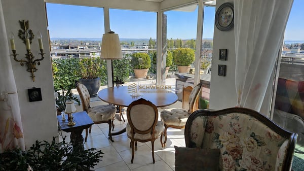 Charmante 4.5-Zimmer-Dachwohnung in Kreuzlingen – Exklusives Wohnen mit Aussicht 2