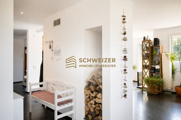 Charmant Aussen, wohnlich modern Innen – MFH mit Weitblick 4