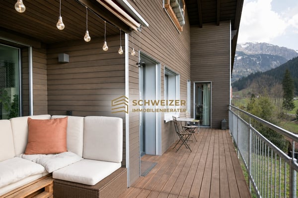Charmant Aussen, wohnlich modern Innen – MFH mit Weitblick 3