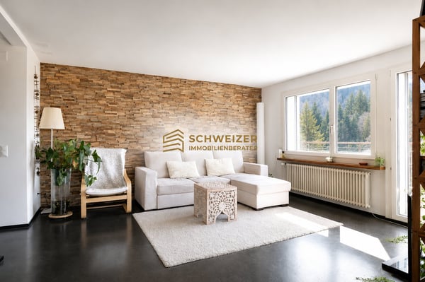 Charmant Aussen, wohnlich modern Innen – MFH mit Weitblick 2