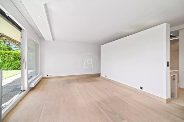 Beautiful 6,5 rooms duplex, pool, garden in the heart of Champel 12